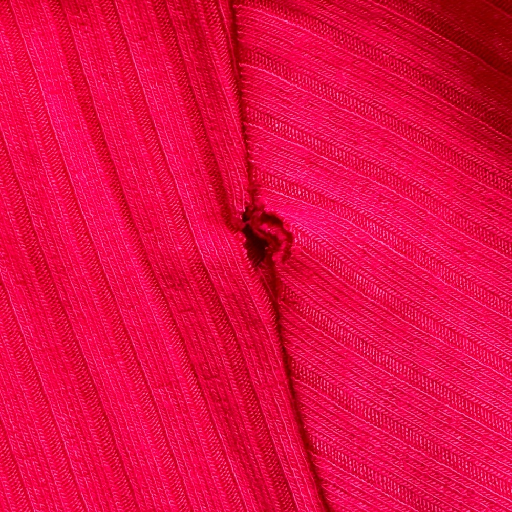 Fun red top - Picture 7 of 7